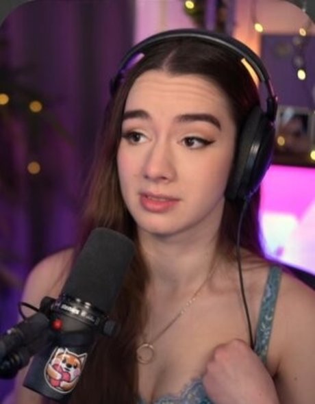 MissMikkaa star xxx galleries