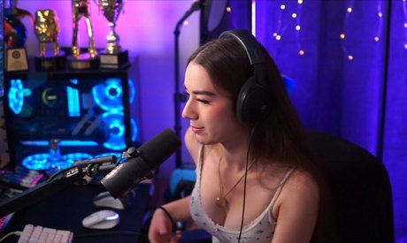 MissMikkaa star high quality images