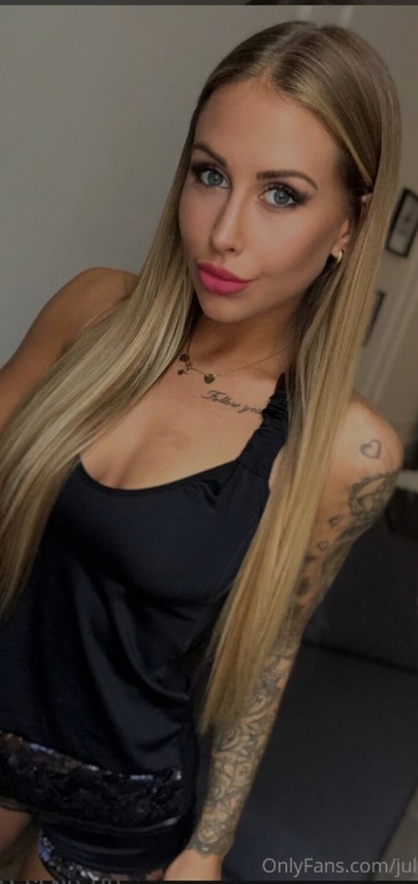 Julia Madaj sex star picture