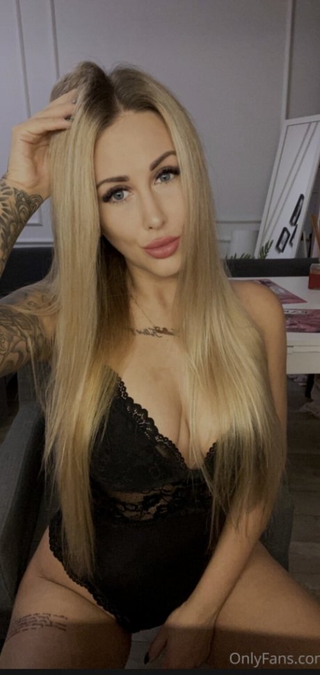 Julia Madaj porn actress pics