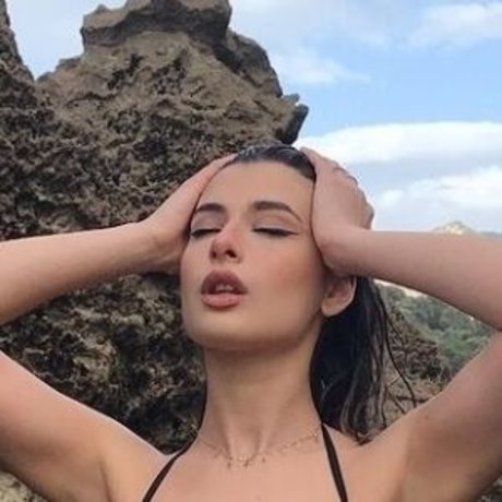 Saryy c model sex archive