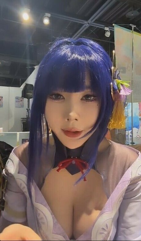 Song Ju A nudes actress photo