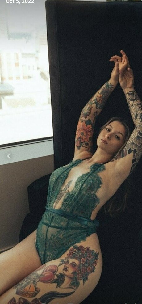 Haleylale hot pornstar pic