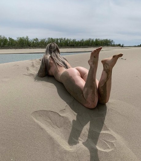 Kylie J Beech pornographic star picture