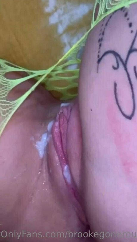 brookegonerouge model beautiful img