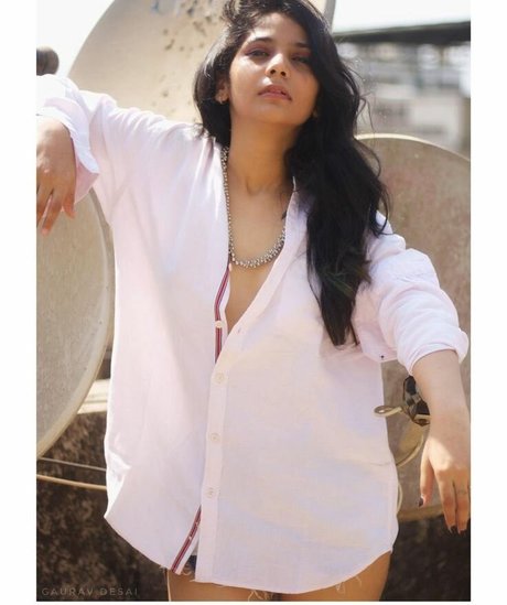 Bhavika Katariya pretty actress images