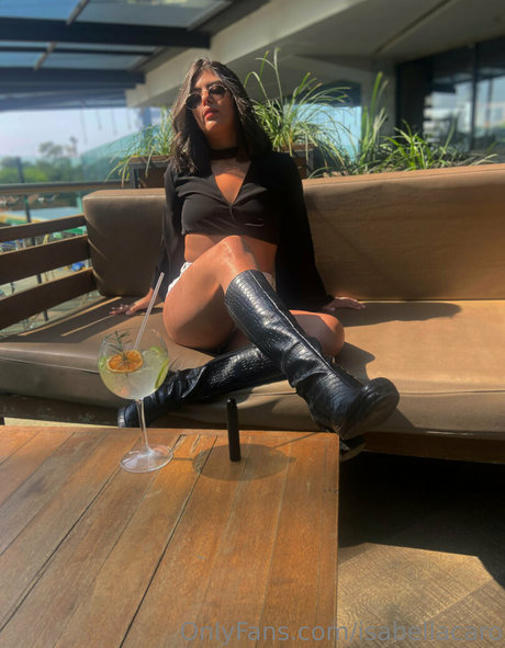 isabellacaro pretty pornstar pictures