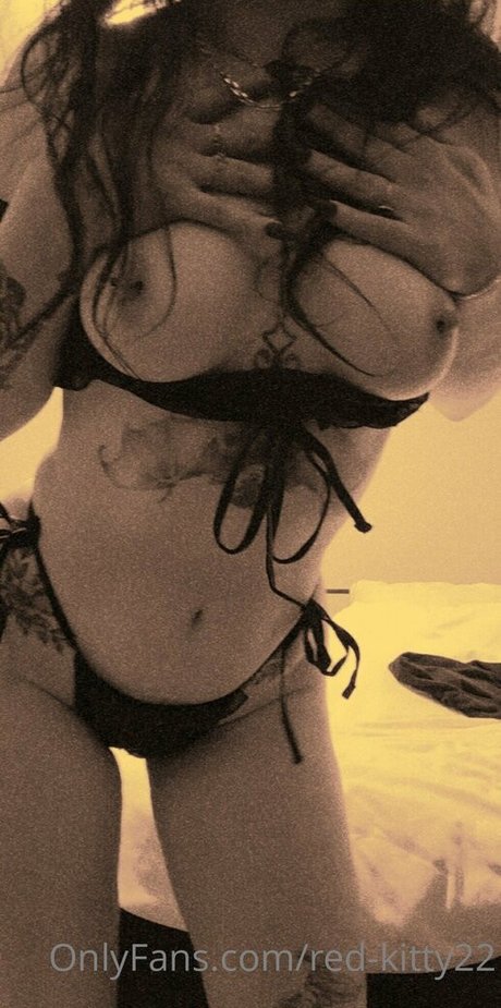 red kitty22 sex pornstar image
