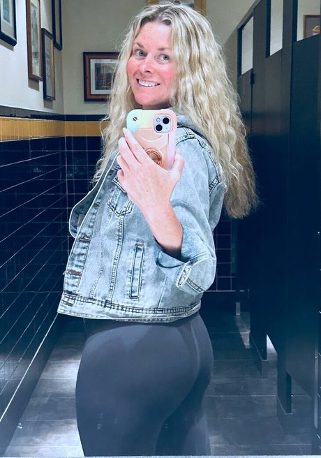 Mackenzie J star nudes picture