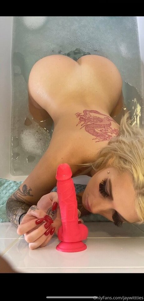 jaywittties beautiful model img