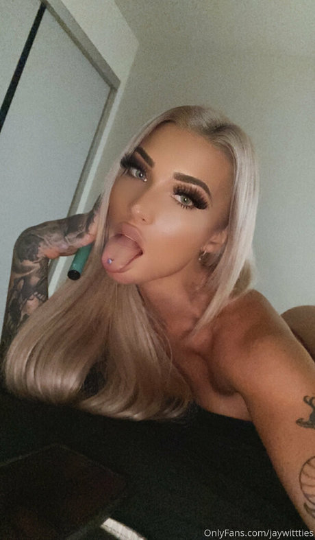 jaywittties hot pornstar pic