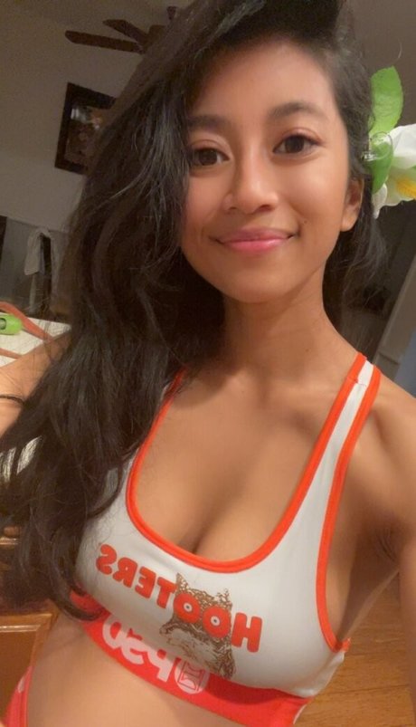 Hawaiigirl cb erotic actress photo