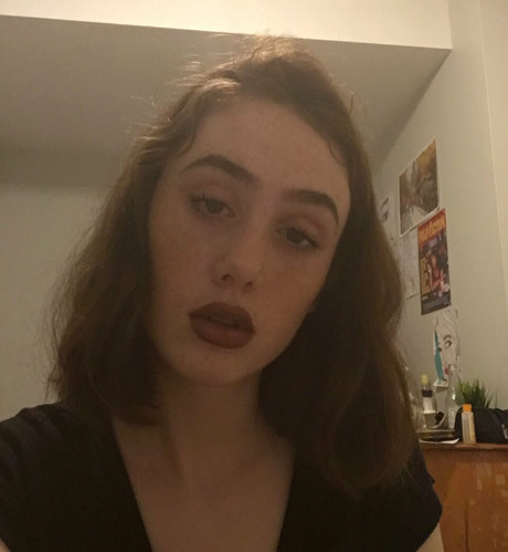 divinesolesandtoes adult model img