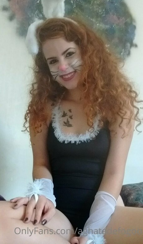 aghatadefogoo sex model pictures