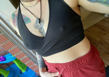 sixxela model porn pic