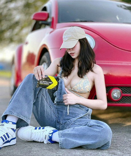 Criselda Alvarez pornstar perfect img