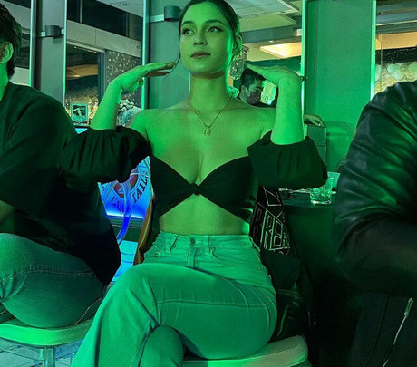 Criselda Alvarez star high quality pictures