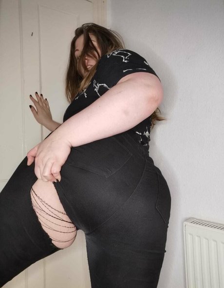 estella bathory exclusive model pictures