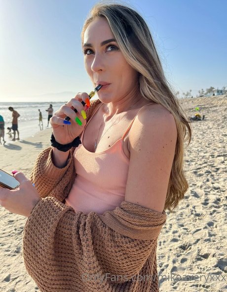 mikeaveryxxx art pornstar img