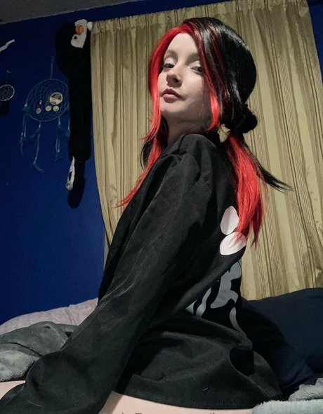 lapetitebrat02 porn star img