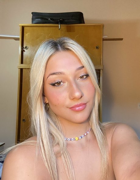 Yami Sanchez model beautiful images