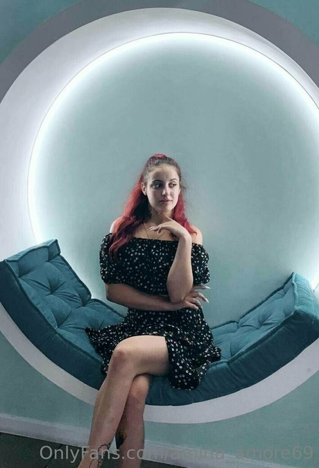 amina amore69 model top image