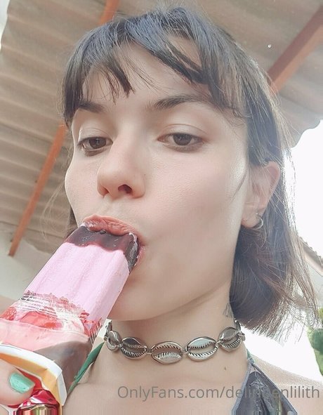 delirioenlilith star beautiful photos
