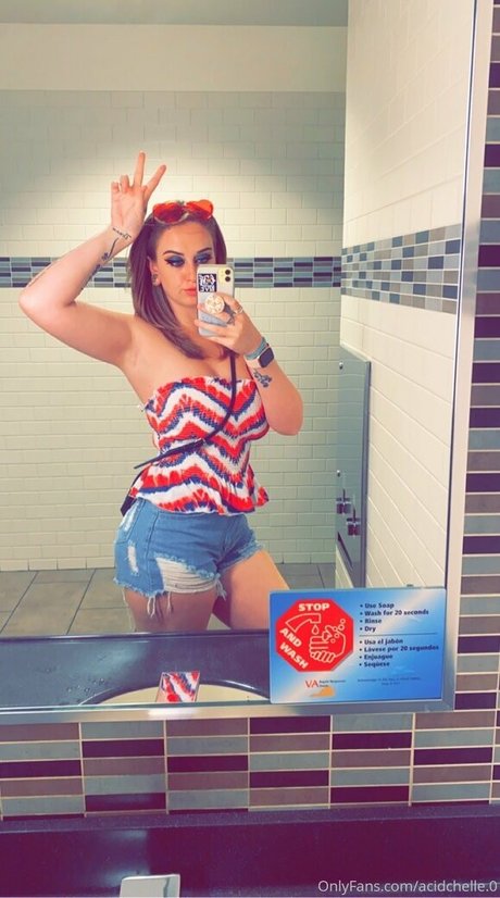 acidchelle 0 top star img