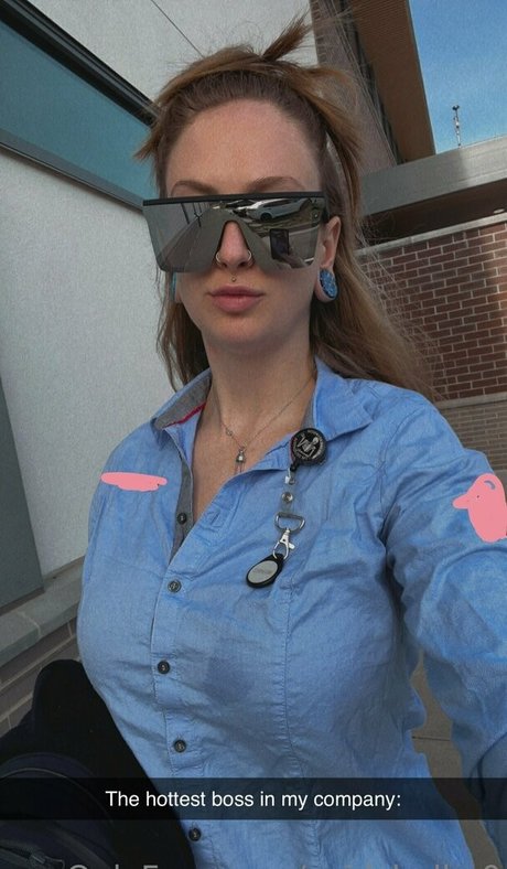 acidchelle 0 star sexy photo