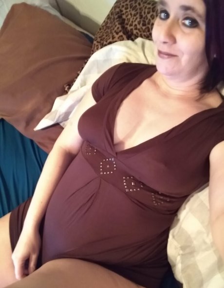 alreadywet69 pretty model image