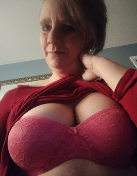 alreadywet69 nice actress pic