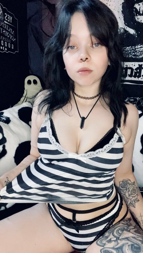 smokewitch13 star xxx gallery