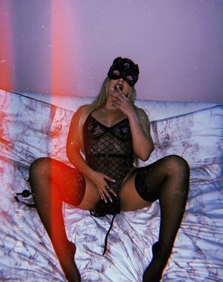 Annie Queen star perfect picture