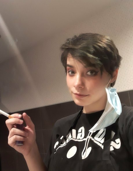 pink kunt Profile pic