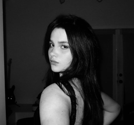 Jules LeBlanc exclusive model pic