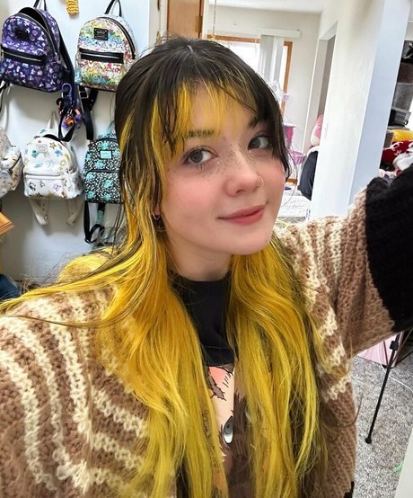 Bootyhaver star naked img