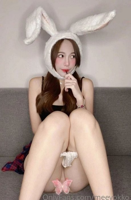 Meeyokko pornstar adult photos