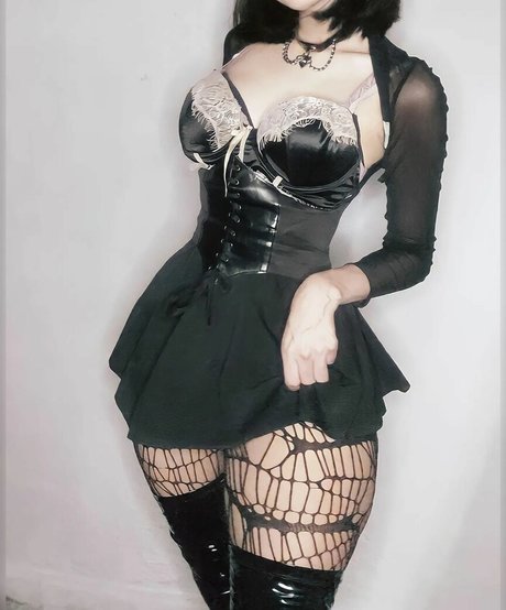 Lilywaifu erotic model gallery