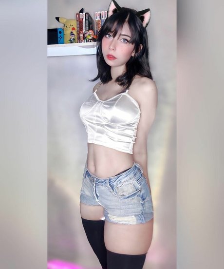 Lilywaifu model pornographic photos