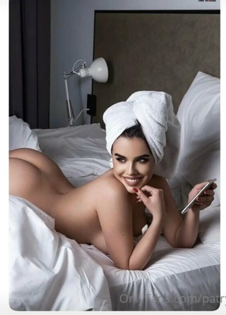 Nextsupergirl star adult images