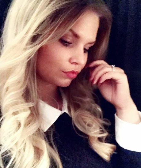 Joyce Straten pornstar nude photos