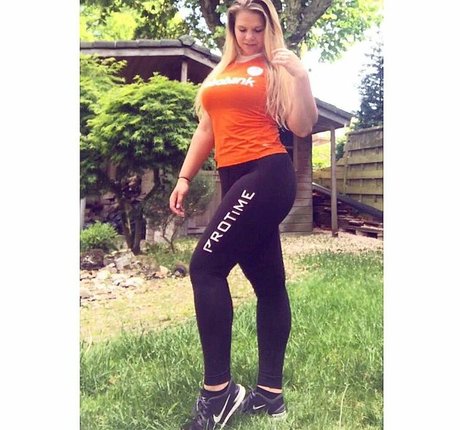 Joyce Straten hd pornstar galleries