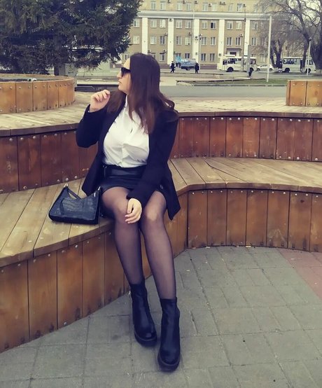 Malinka model perfect galleries