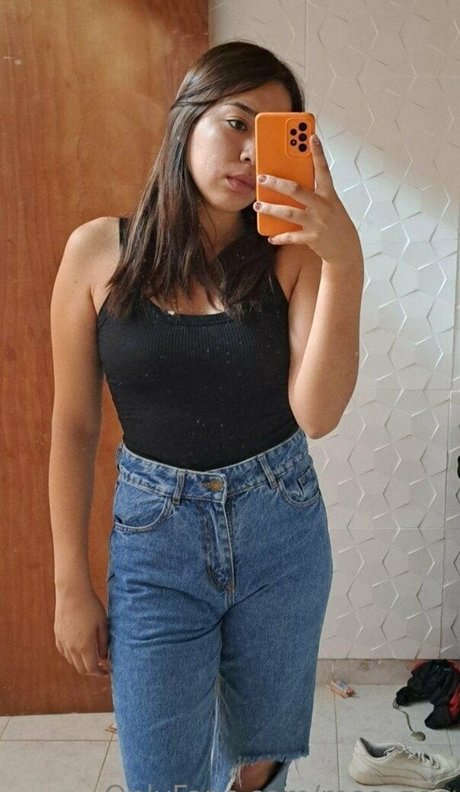 mee zee pornstar naked galleries