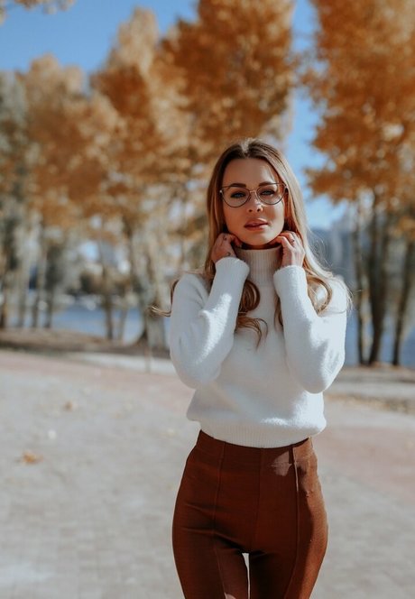 anna mommyx model naked picture