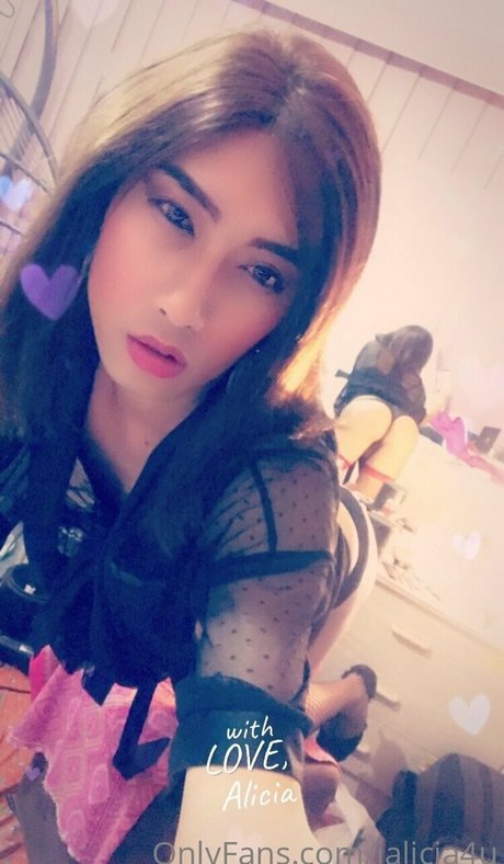 ialicia4u star porn picture