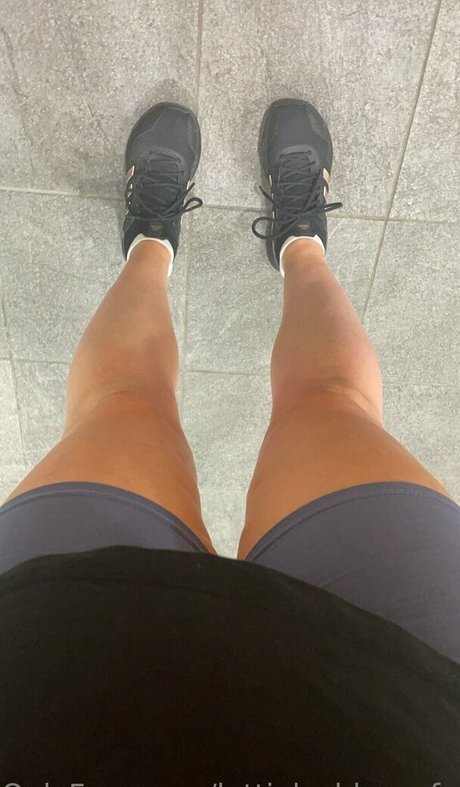 lottielushlovesfree star perfect pic