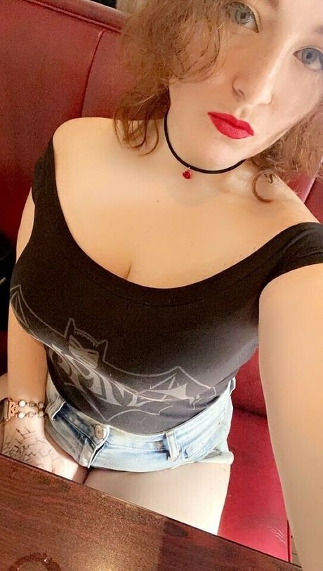 Lylah Love top model images