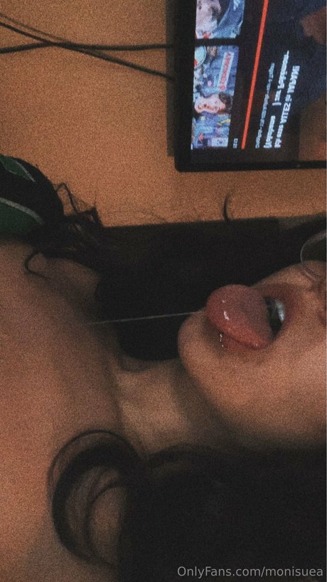 monisuea model pornographic images