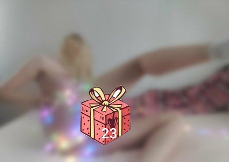 roseblue0101 nude model archive